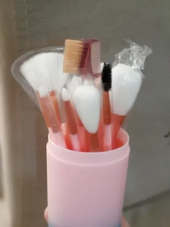 ست برس آرایشی مدل 01 بسته 12 عددی