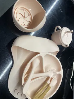 ظرف غذای کودک مدل یامی مجموعه 10 عددی