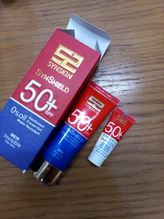 کرم ژل ضدآفتاب ساین اسکین مدل Invsible M، حجم 50 میلی‌لیتر