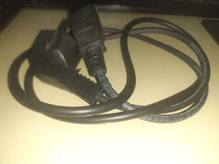 کابل برق سه پین منبع تغذیه کامپیوتر دی-نت طول 1.8 متر