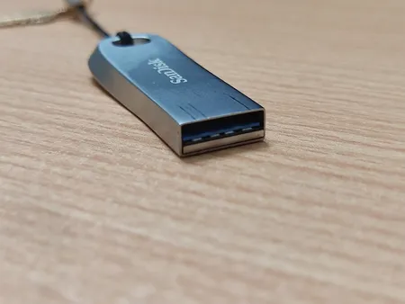 فلش مموری سن دیسک مدل Ultra Luxe ظرفیت 64 گیگابایت