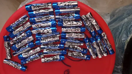 باتری نیم قلمی کملیون مدل Super Heavy Duty بسته 40 عددی