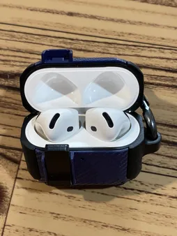 هدفون بلوتوثی اپل مدل AirPods 4 (نسخه دارای نویز کنسلینگ)