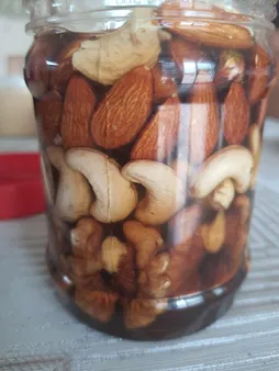 عسل معجون چهار مغز سالمین - 450 گرم