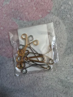 گیره روسری کد 102 بسته 6 عددی