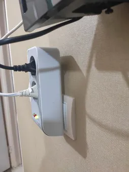 محافظ ولتاژ خیام الکتریک مدل KH8051