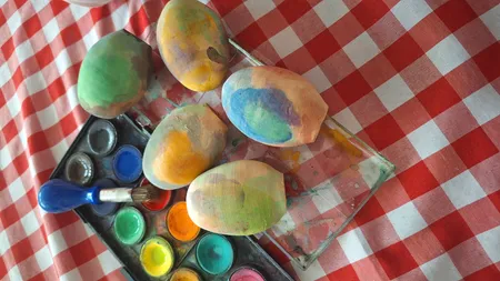 تخم مرغ تزیینی کد T99  بسته 5عددی