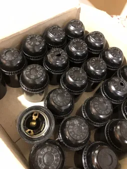 سرپیچ لامپ کد AE27 بسته 25 عددی