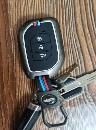 قاب ریموت و جاسوئیچی خودرو چیکال مدل P-635 مناسب برای لاماری ایما و FMC