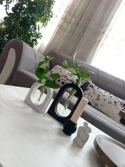 ست ۴ تکه دکوری گلدان و جاشمعی بتنی مدل آلا