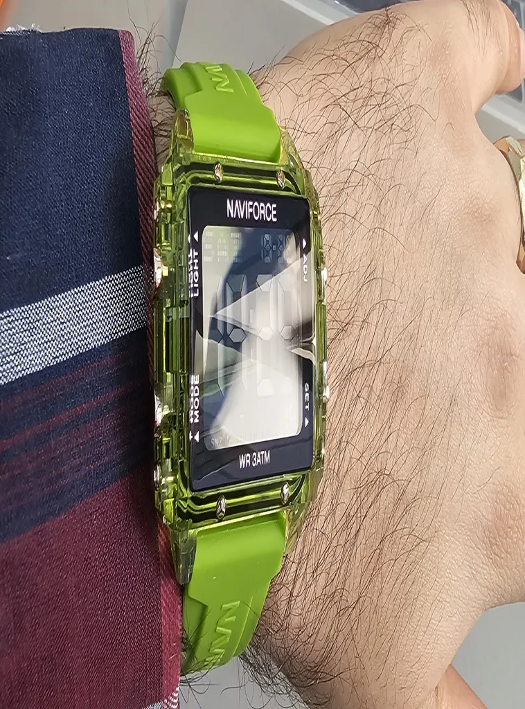 ساعت مچی دیجیتال نیوی فورس مدل NF7101 GN GN