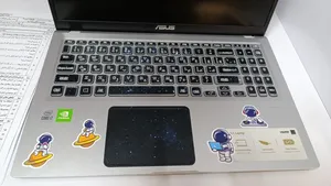 تجریه خرید استیکر لپ تاپ توییجین و موییجین طرح Space  کد 182 مناسب برای لپ تاپ 15.6 اینچ به همراه برچسب حروف فارسی کیبورد