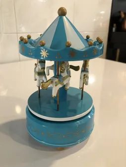 اسب موزیکال شیانچی طرح چرخ و فلک