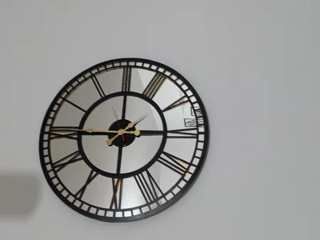 ساعت دیواری مدل رمیسا آینه ای