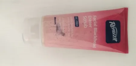 اسکراب پوست رینوزیت مدل Oil and Free حجم 200 میلی لیتر