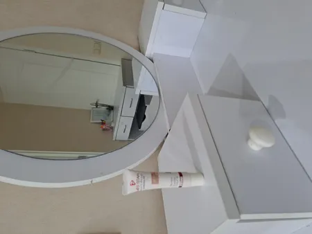 کانسیلر میستار مدل Oil free شماره 2