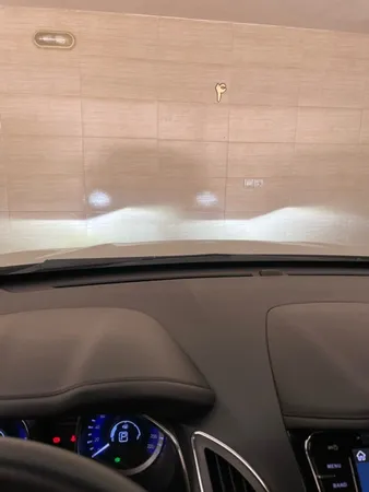 لامپ هدلایت خودرو مدل D9H7 بسته 2 عددی