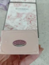 تجریه خرید ادو پرفیوم زنانه فراگرنس ورد مدل BLOOMING FLOWER حجم 80 میلی لیتر