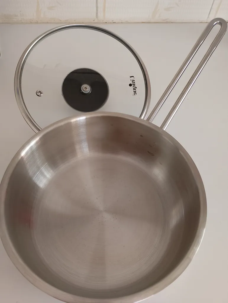 تابه یونیک مدل درب دار کد9941 سایز 20