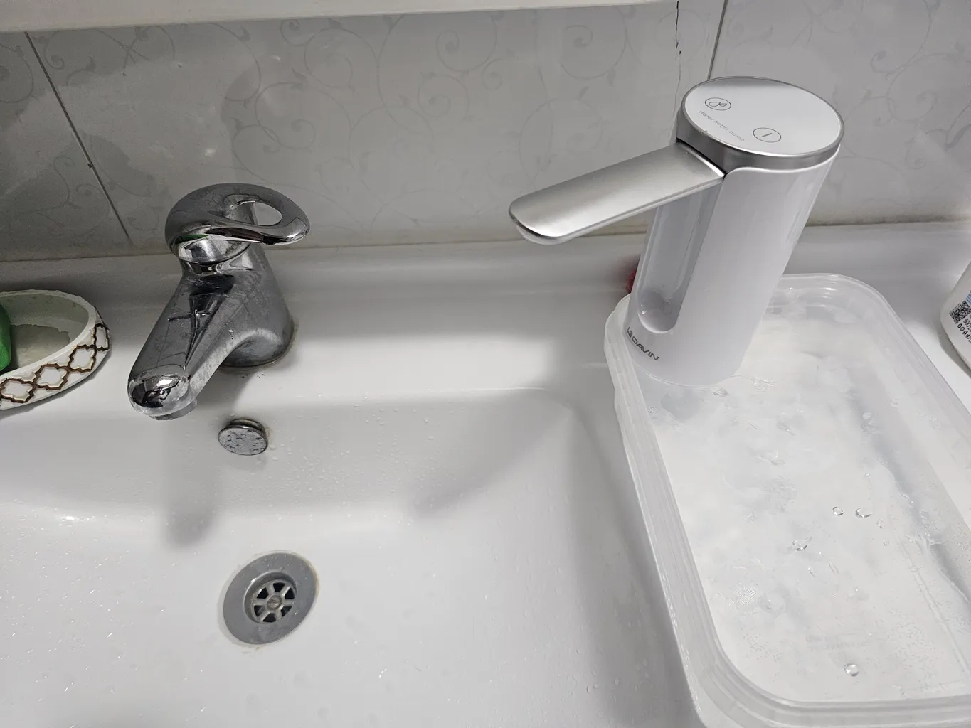 پمپ آب سفری داوین مدل WP01