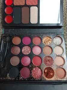 تجریه خرید پالت آرایش صورت انی لیدی مدل Fashion 32