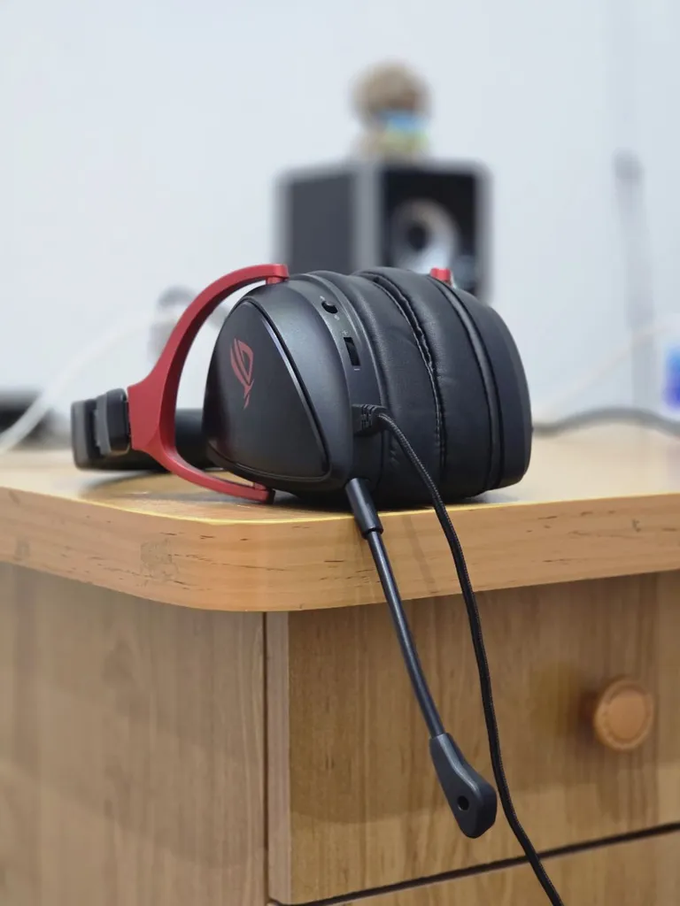 هدست مخصوص بازی ایسوس مدل ROG DELTA S CORE