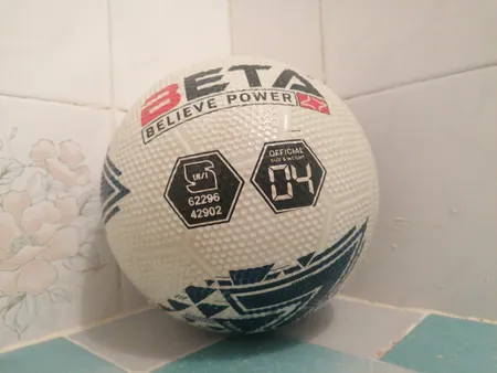 توپ فوتبال لاستیکی بتا مدل PSRG4