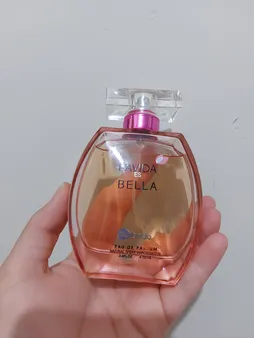 ادو پرفیوم زنانه بایلندو مدل lavida es bella حجم 100 میلی لیتر