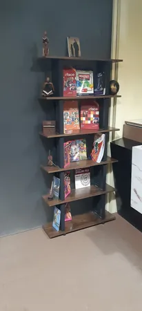 کتابخانه شش طبقه مدل ایستا