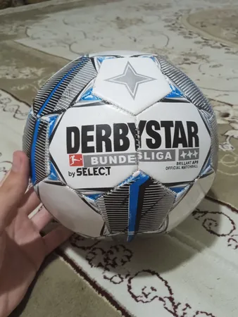 توپ فوتبال مدل بوندسلیگا دوخت ماشینی کد 2023