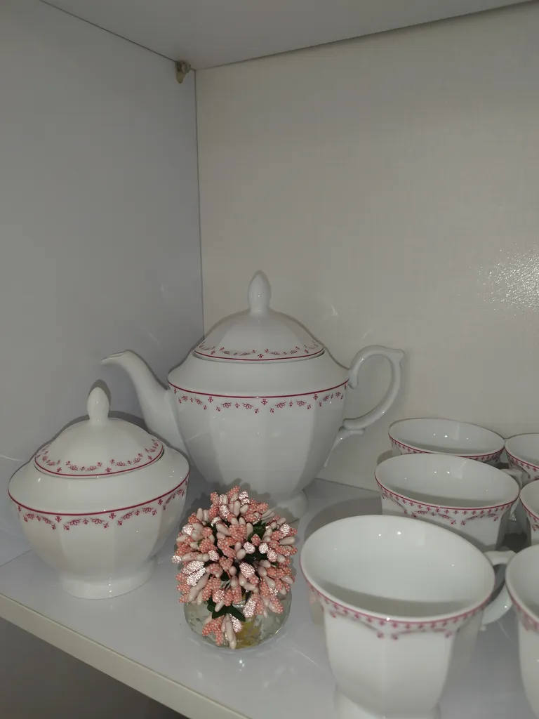 سرویس غذاخوری 103 پارچه 12 نفر چینی زرین ایران مدل فرانسیس سری نئوکلاسیک درجه یک