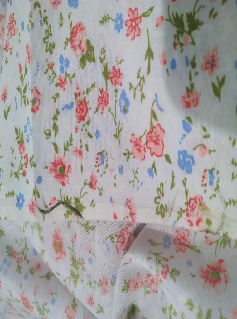 چادر نماز آدنو مدل رز