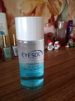 محلول پاک کننده آرایش دوفاز آیسول مدل 02 حجم 150 میلی لیتر