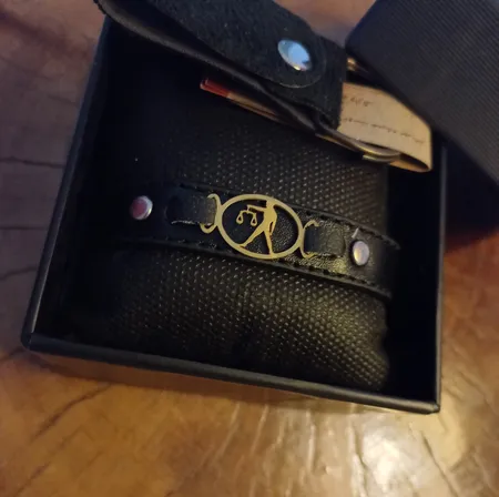 دستبند چرم وارک طرح نماد ماه مهر مدل برسام کد rb241