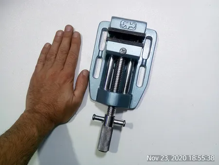 گیره زیر دریل مهر مدل C1