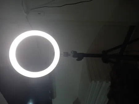 رینگ لایت مدل LC-888