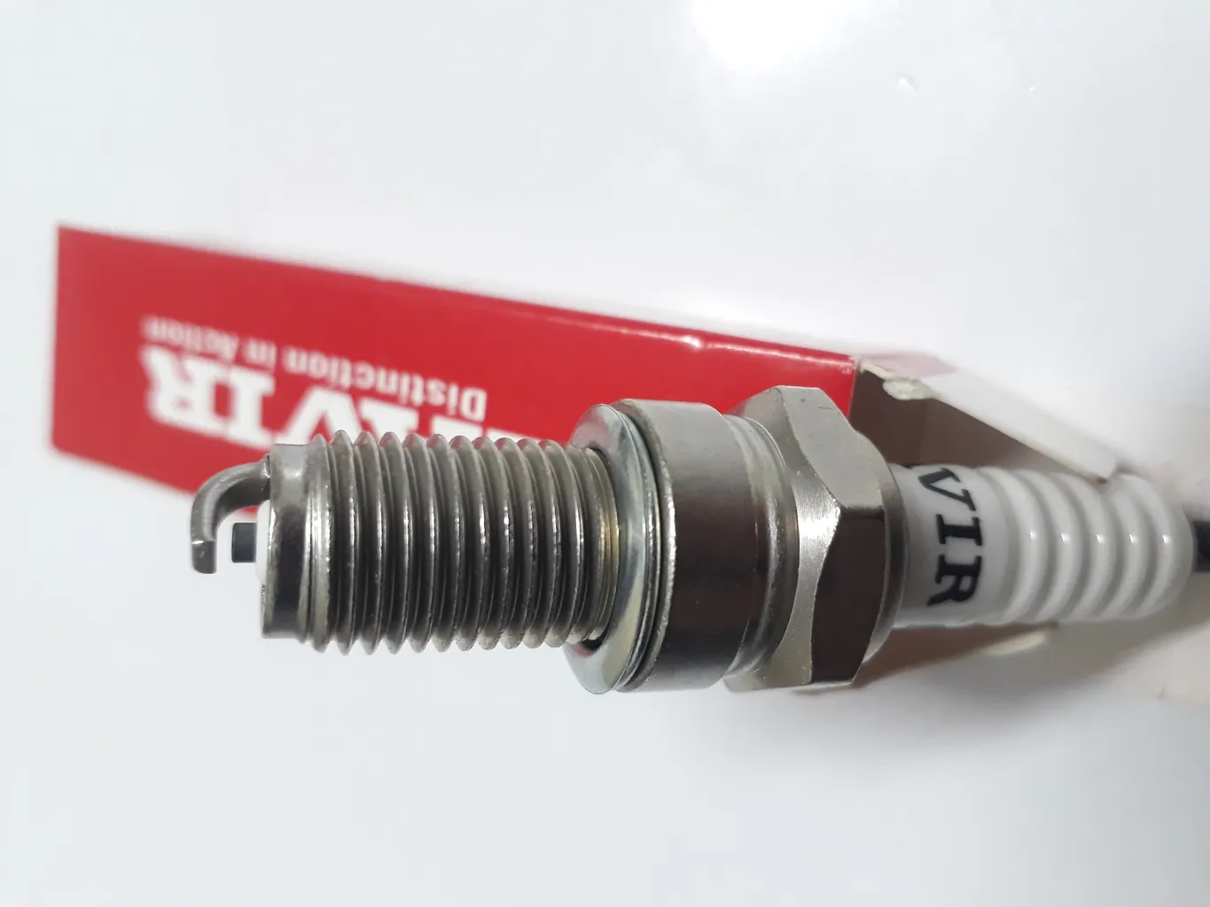 شمع موتورسیکلت کویر مدل D8EA