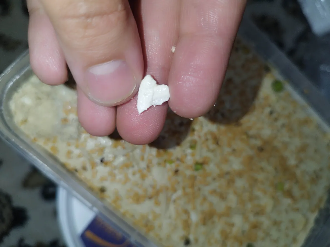 حلوا شکری با خلال پسته راوک  -  700 گرم