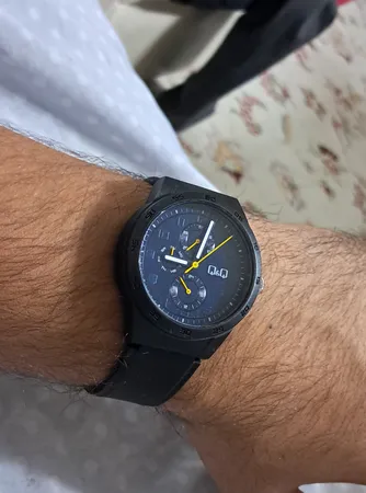 ساعت مچی عقربه ای کیو اند کیو مدل vs54j003y