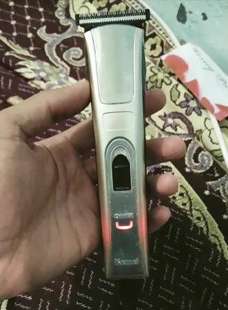 ماشین اصلاح سر و صورت کیمی مدل KM-5017