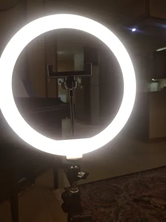 رینگ لایت مدل 2023 HX260