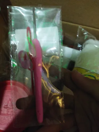 قلاب بافتنی مدل ZHL-1.75 کد 1.75 به همراه سنجاق نشانه گذار بافتنی و سوزن دوخت کاموا مجموعه 4 عددی