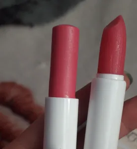 تجریه خرید بالم لب کامان مدل SOUR CHERRY SHINE