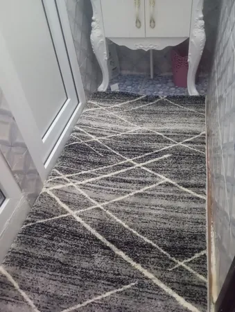 فرش ماشینی ساوین کد 4083 زمینه مشکی