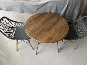 تجریه خرید میز و صندلی ناهارخوری دو نفره مدل الماس فایبرگلاس پایه ایفلی GCH