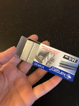 سوزن منگنه کانگرو کد 45021 سایز 24/6 بسته 1000 عددی