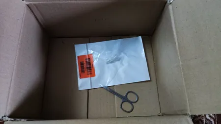 قیچی ابرو آنی مدل B2