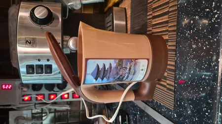 کتری برقی مدل WH00