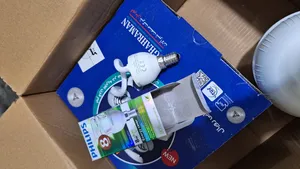 تجریه خرید لامپ اس ام دی 50 وات پارس شهاب مدل Cylindrical  پایه E27 به همراه لامپ 8 وات کم مصرف فیلیپس