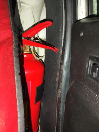 کپسول آتشنشانی مدل 2000 وزن 1 کیلوگرم